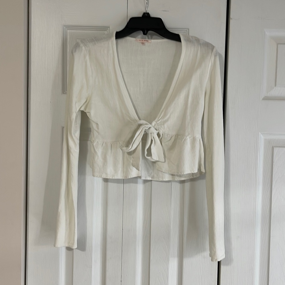 Lottie moss white long sleeve crop top